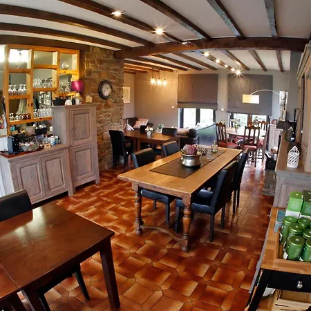 Au Coq En Pate Bed and Breakfast Jalhay