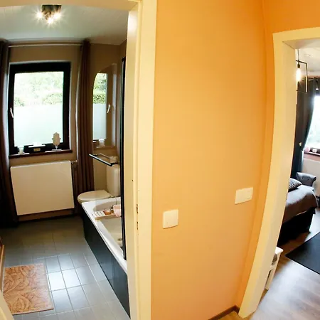 Au Coq En Pate Bed & Breakfast