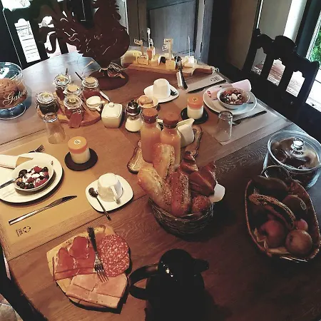 Au Coq En Pate Bed and Breakfast Jalhay