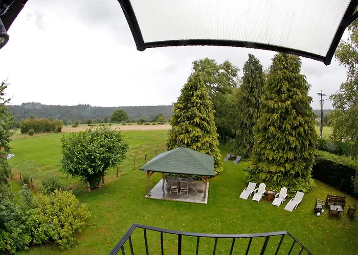 Au Coq En Pate Bed & Breakfast 3*