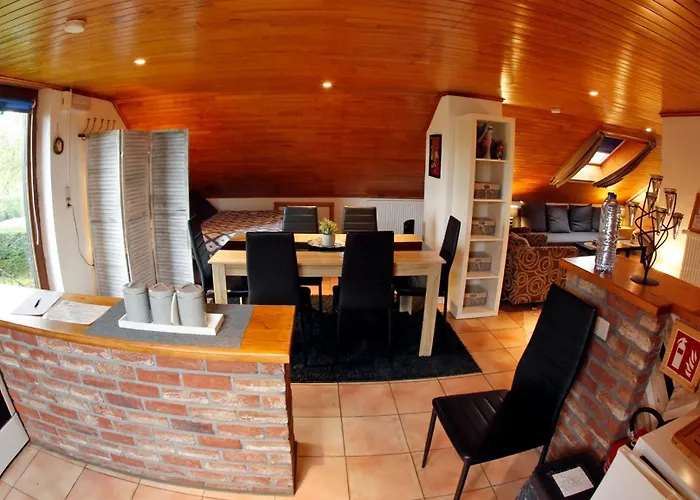 Au Coq En Pate Bed & Breakfast Jalhay