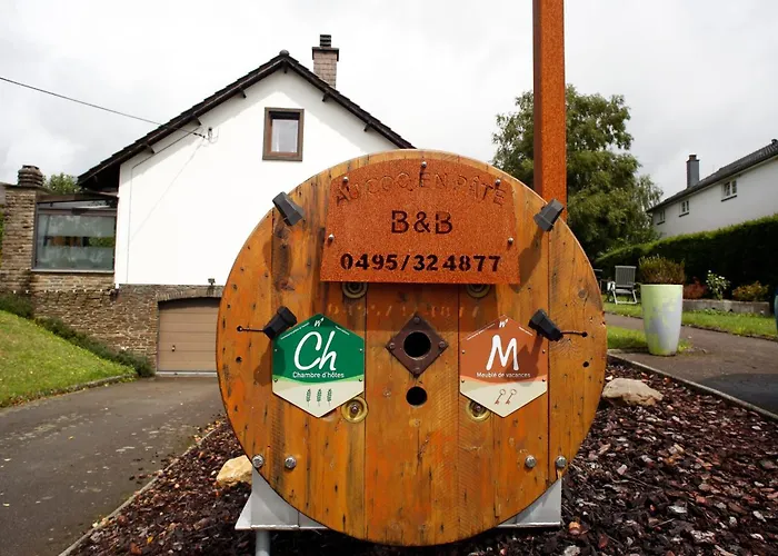 Au Coq En Pate Bed & Breakfast