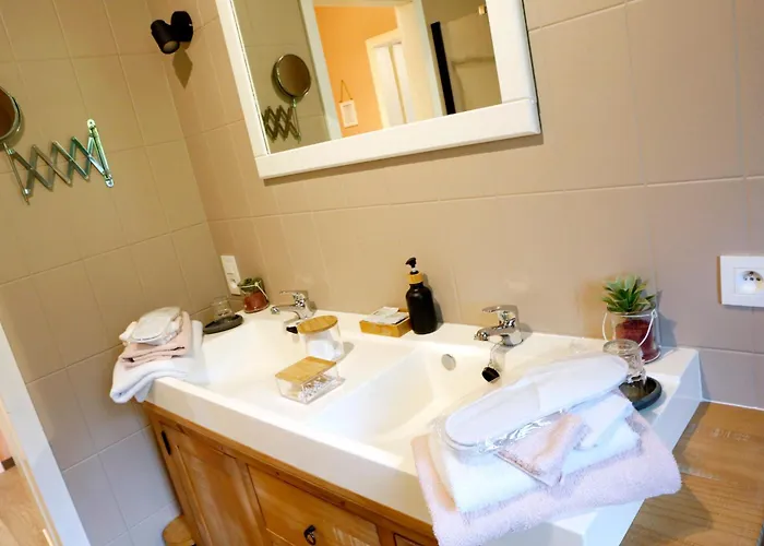 Au Coq En Pate Bed & Breakfast Jalhay